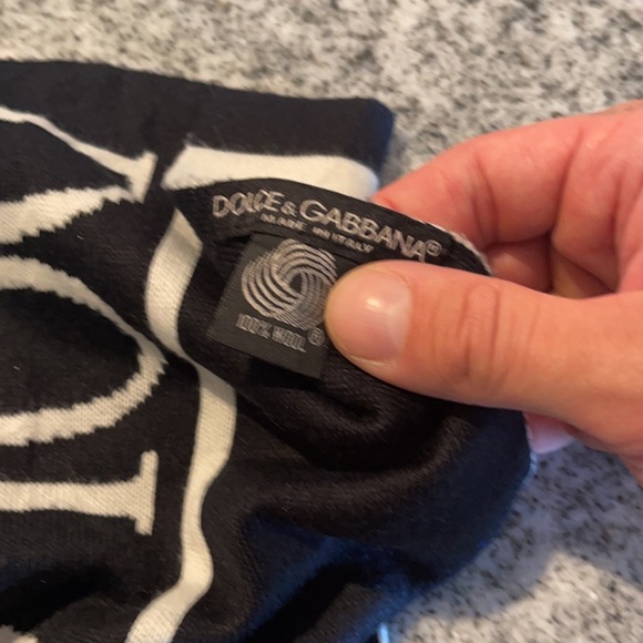 Dolce & Gabbana unisex scarf - Picture 2 of 4